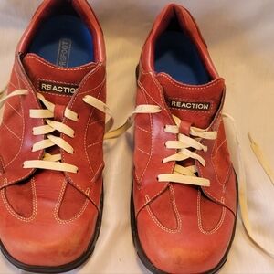 Kenneth Cole reaction shoes size 12M dark red color